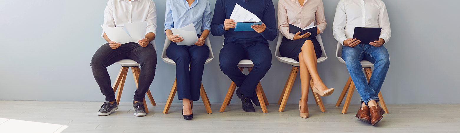 candidates waiting for interview